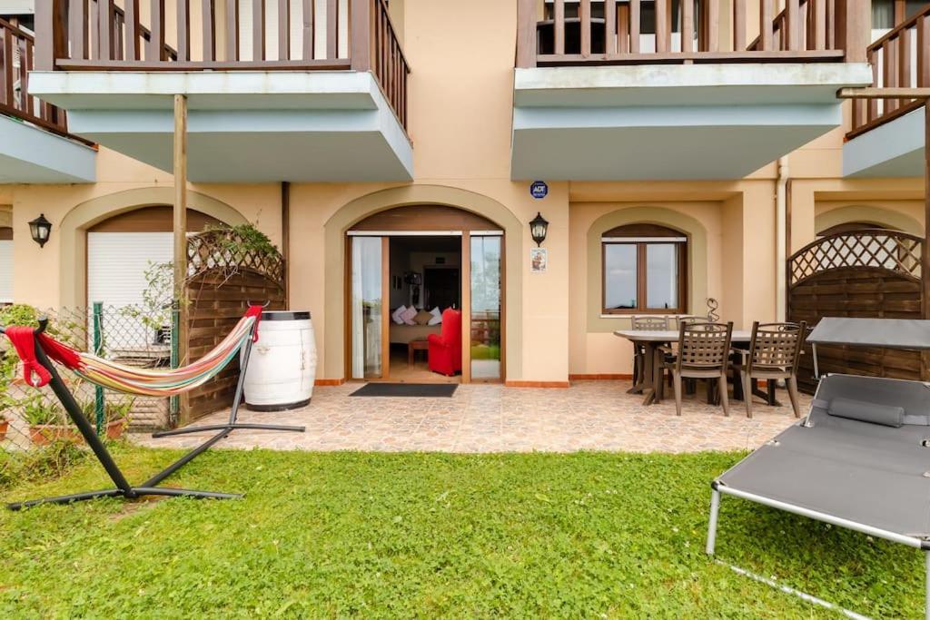Casa De Las Flores - Apartamento Con Jardin Privado Frente A La Playa De Comillas Exteriör bild