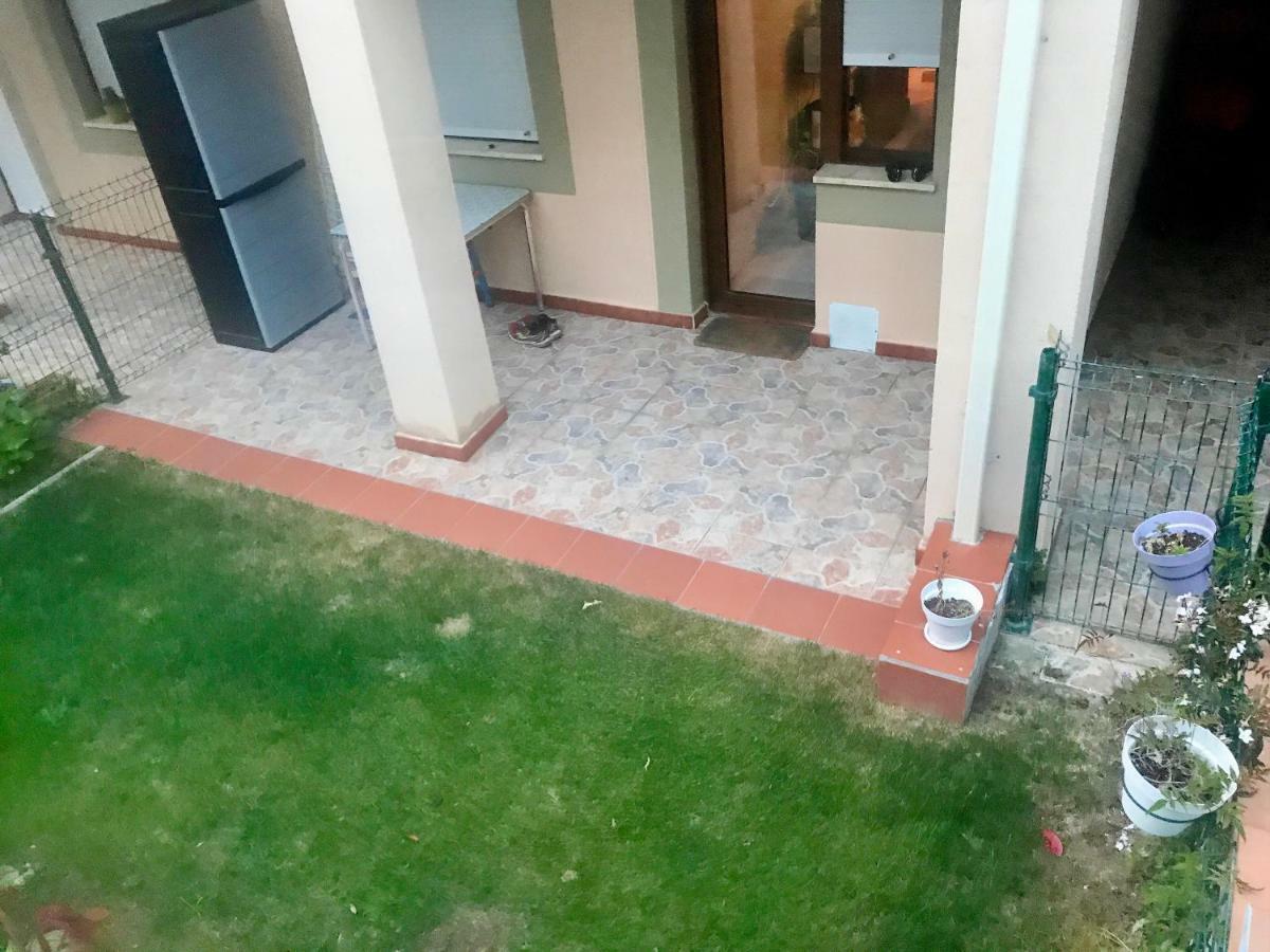 Casa De Las Flores - Apartamento Con Jardin Privado Frente A La Playa De Comillas Exteriör bild