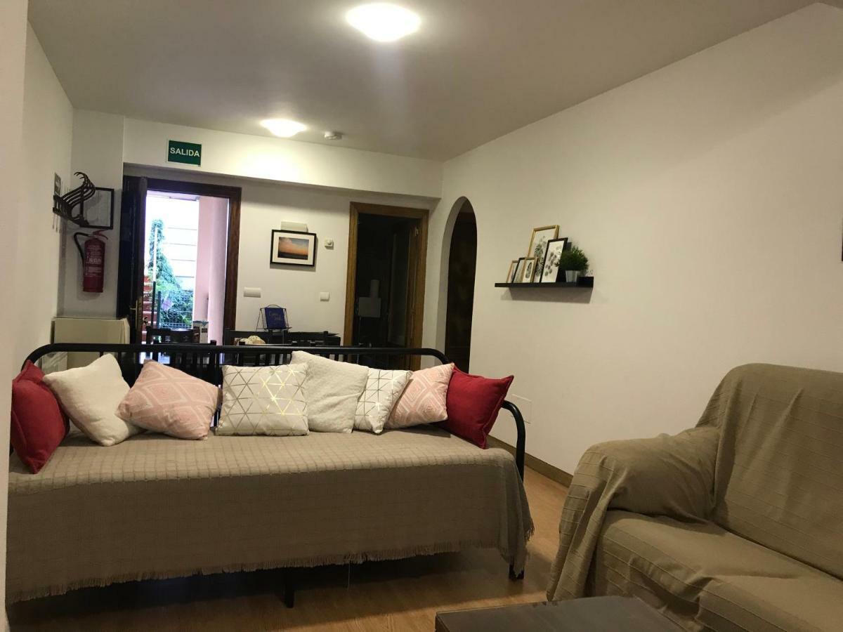 Casa De Las Flores - Apartamento Con Jardin Privado Frente A La Playa De Comillas Exteriör bild