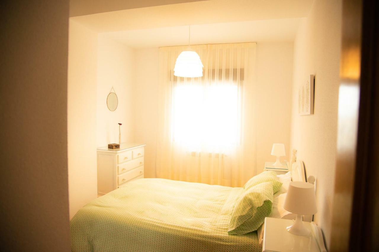 Casa De Las Flores - Apartamento Con Jardin Privado Frente A La Playa De Comillas Exteriör bild